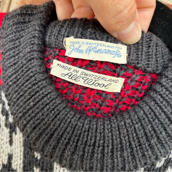 Knit crewneck winter sweater. Made in Switzerland by John Wanamaker - Picture 4 of 8